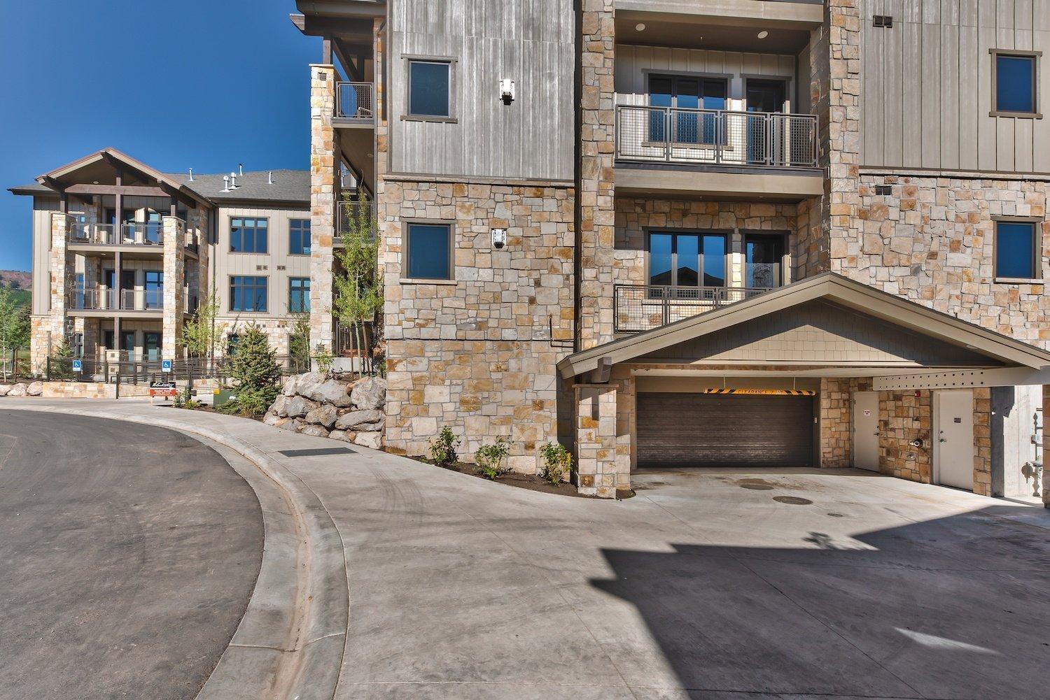 Blackstone Luxury 2Br, Walk To Skiing At Cabriolet, Mountain View, Shared Pool And Hot Tub, Gym Park City Exterior photo