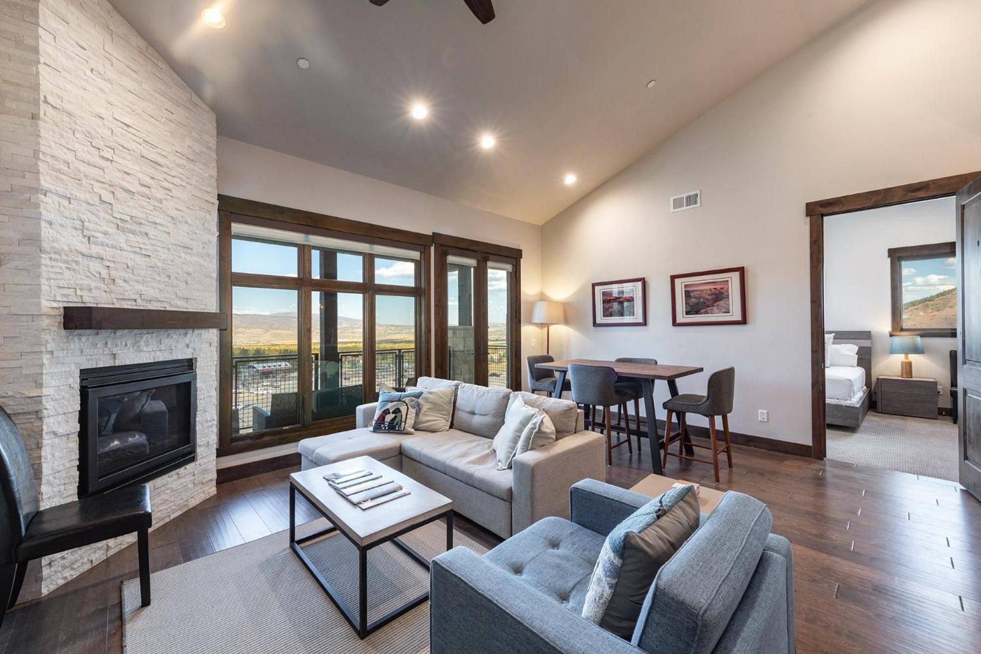 Blackstone Luxury 2Br, Walk To Skiing At Cabriolet, Mountain View, Shared Pool And Hot Tub, Gym Park City Exterior photo